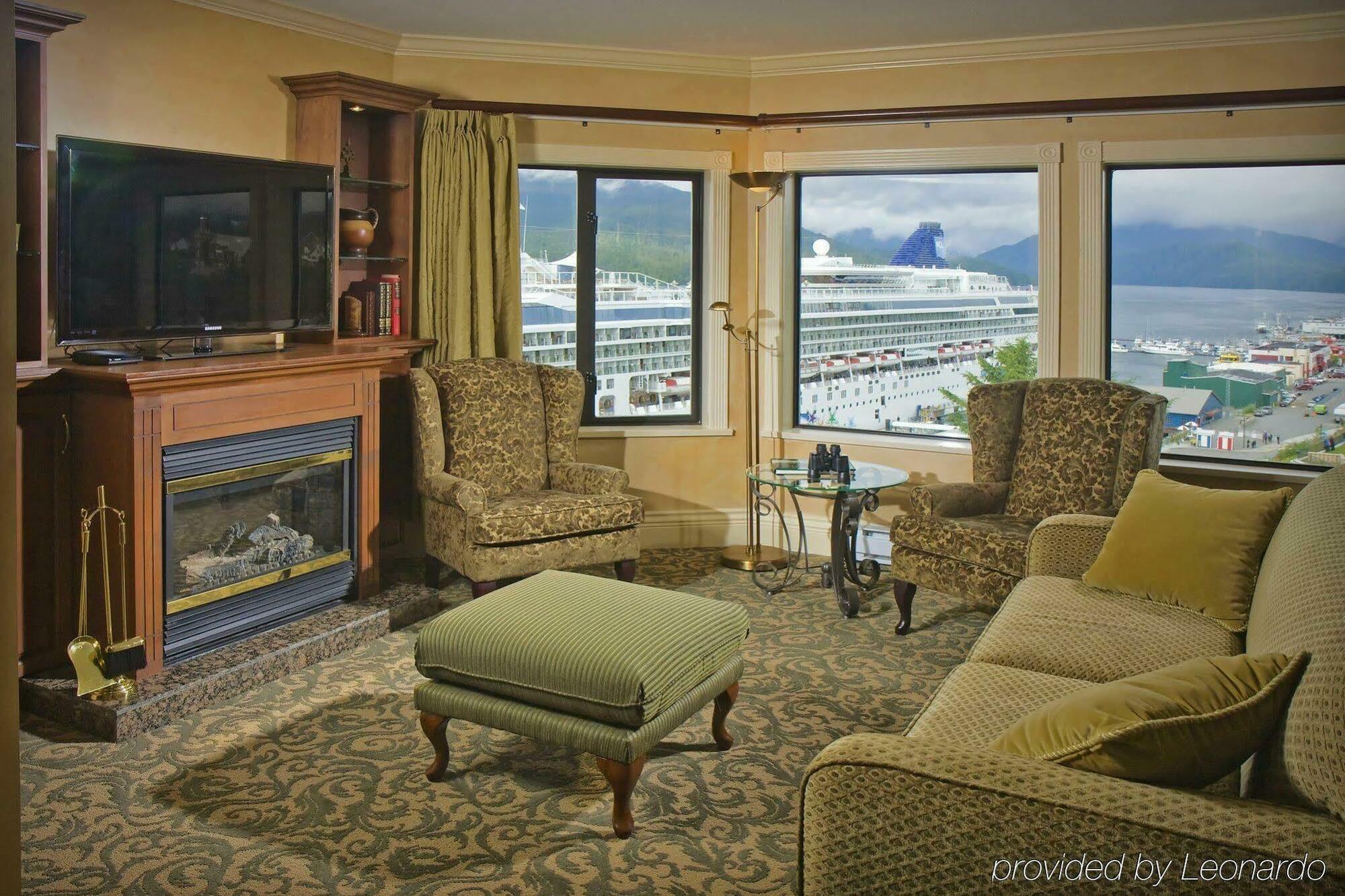 Crest Hotel Prince Rupert Exterior foto
